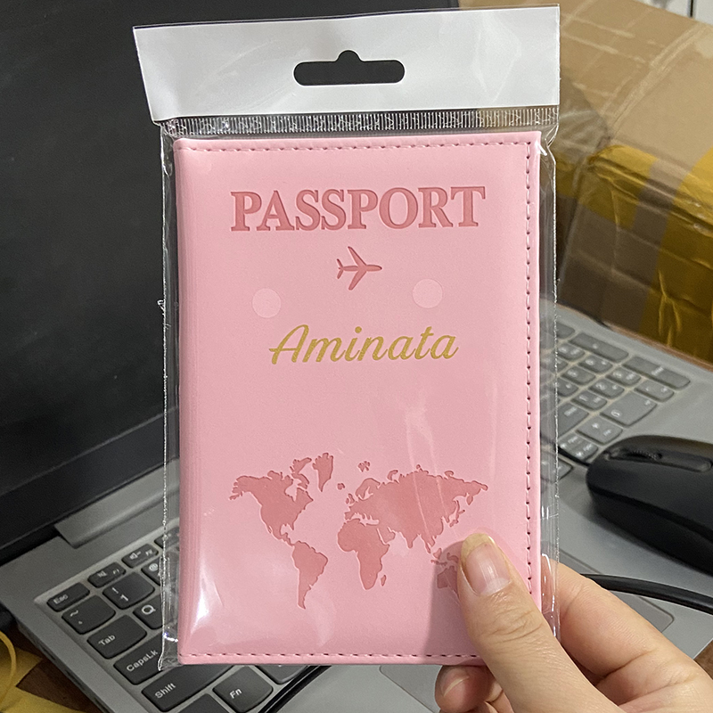 Nom de couleur or personnalisé - Travel Accessories Passport Holder avis et prix